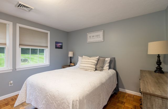 113 Charlton Rd, Spencer, MA 01562