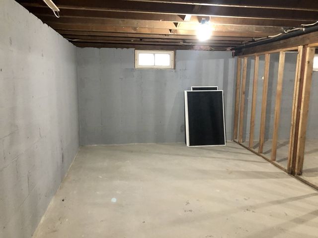 113 Charlton Rd, Spencer, MA 01562