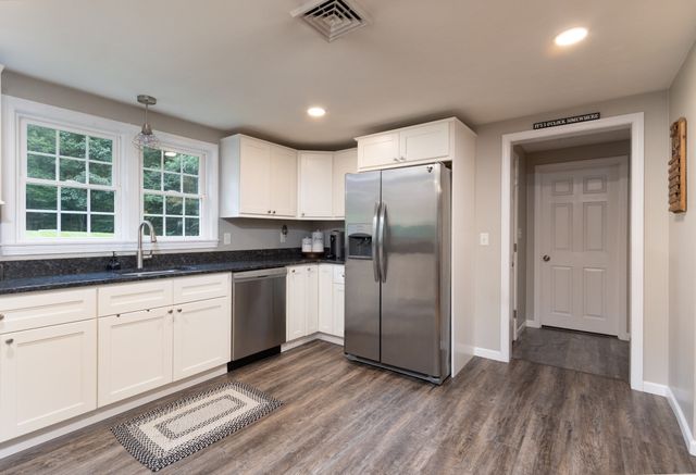 113 Charlton Rd, Spencer, MA 01562