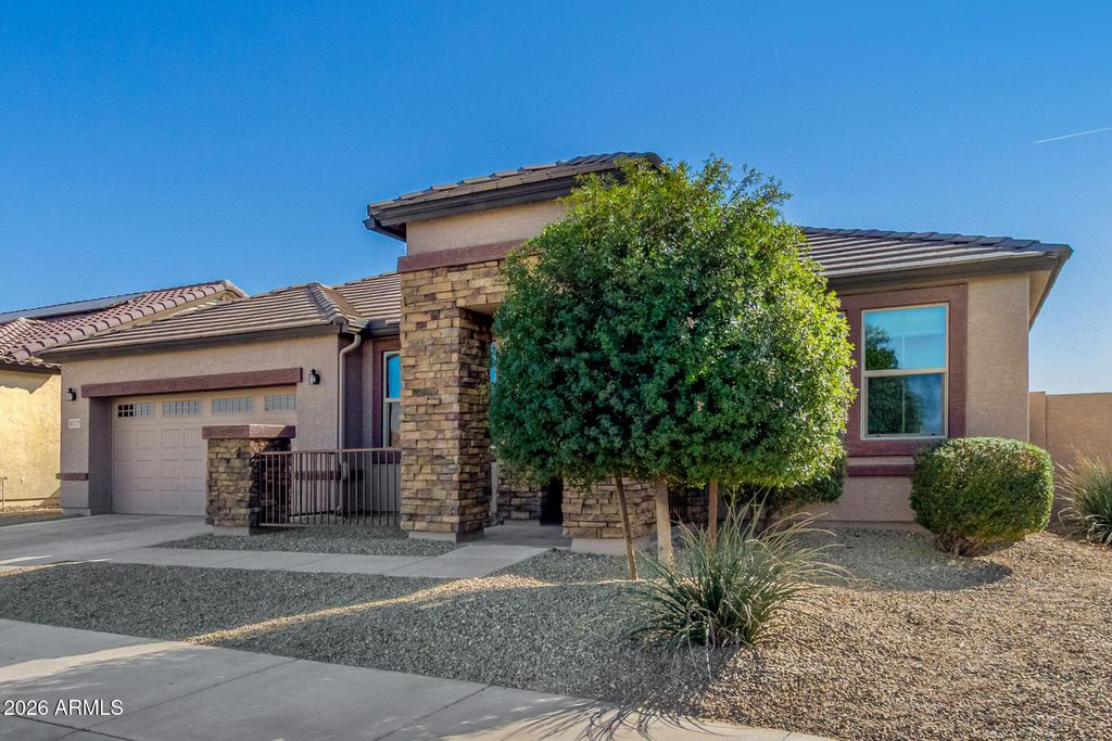 18275 W CEDARWOOD Lane, Goodyear, AZ 85338 — photo 3