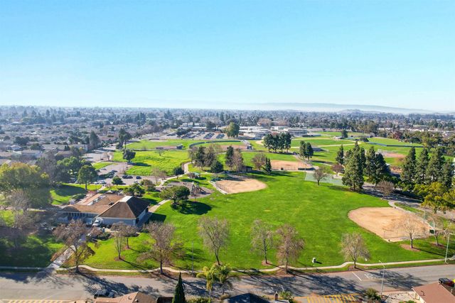 3159 Rowe Pl, Fremont, CA 94536