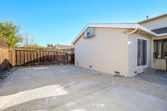 3159 Rowe Pl, Fremont, CA 94536