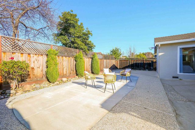 3159 Rowe Pl, Fremont, CA 94536