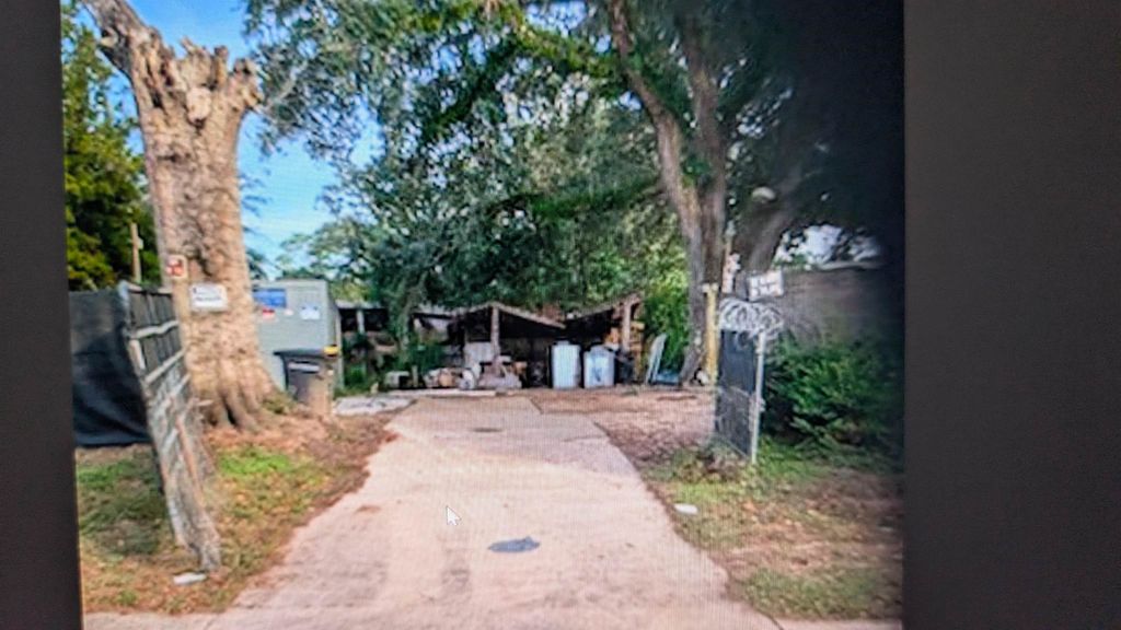 2641 Mission Road, Tallahassee, FL 32304