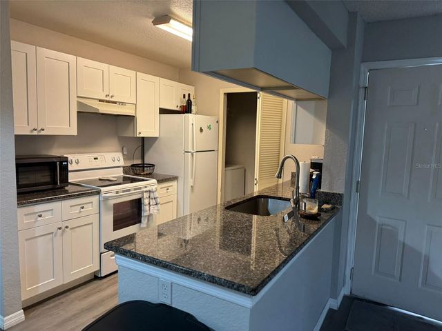 2550 N ALAFAYA TRAIL 3201, Orlando, FL 32826
