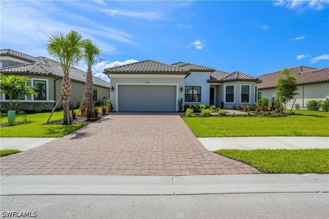 15318 Aprile ST, Naples, FL 34114