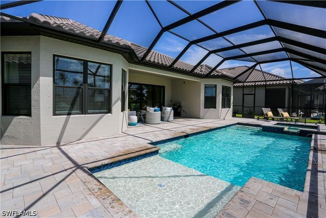 15318 Aprile ST, Naples, FL 34114