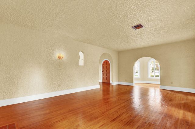 322 Westminster Road, West Palm Beach, FL 33405