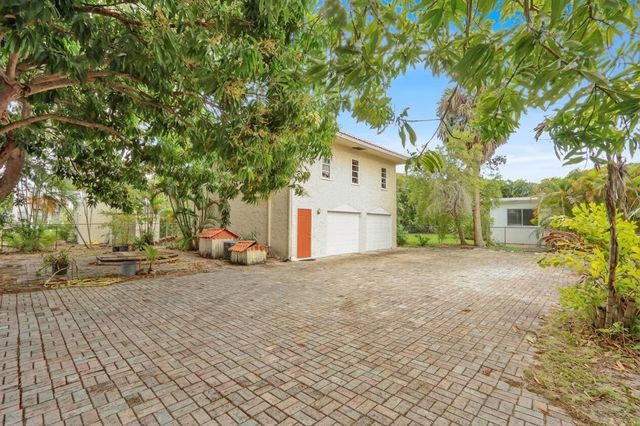 322 Westminster Road, West Palm Beach, FL 33405