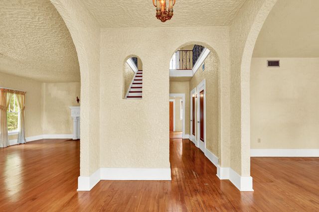 322 Westminster Road, West Palm Beach, FL 33405