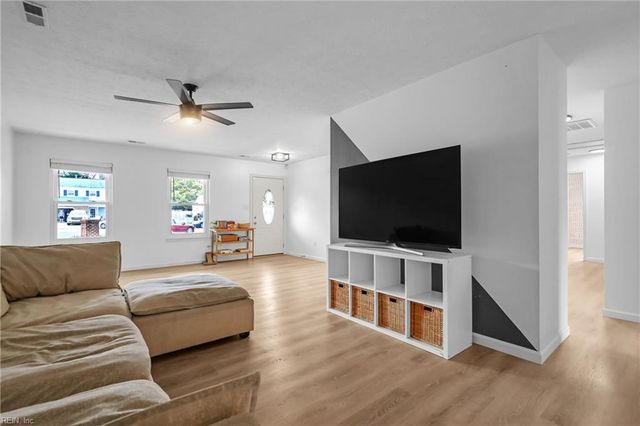 11 Veneris CT, Hampton, VA 23669