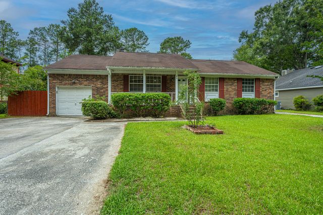 86 Peppertree Lane, North Charleston, SC 29420