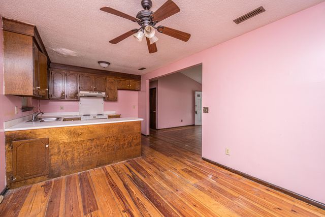 86 Peppertree Lane, North Charleston, SC 29420