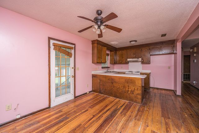 86 Peppertree Lane, North Charleston, SC 29420