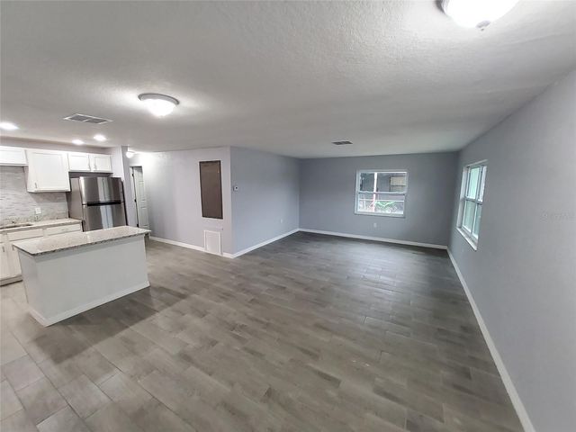 415 KING STREET, Lake Wales, FL 33853