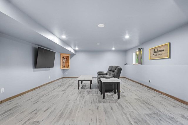 720 HICKORY VALLEY COURT, De Pere, WI 54115
