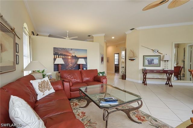 400 L Ambiance CIR 206, Naples, FL 34108