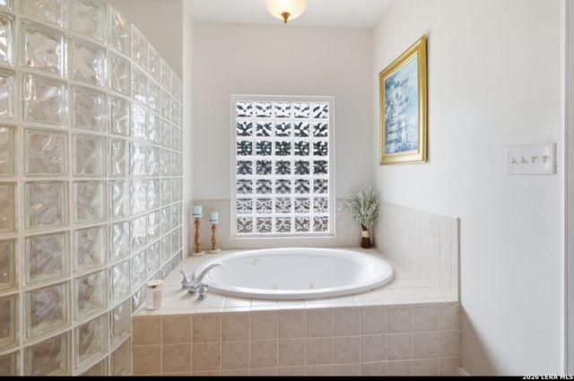 301 Mountain Spring, Boerne, TX 78006