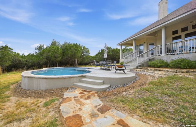 301 Mountain Spring, Boerne, TX 78006