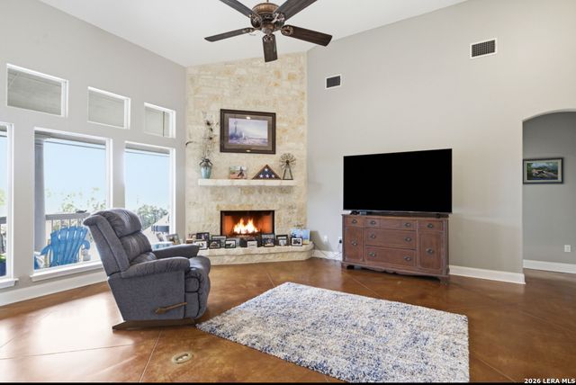 301 Mountain Spring, Boerne, TX 78006