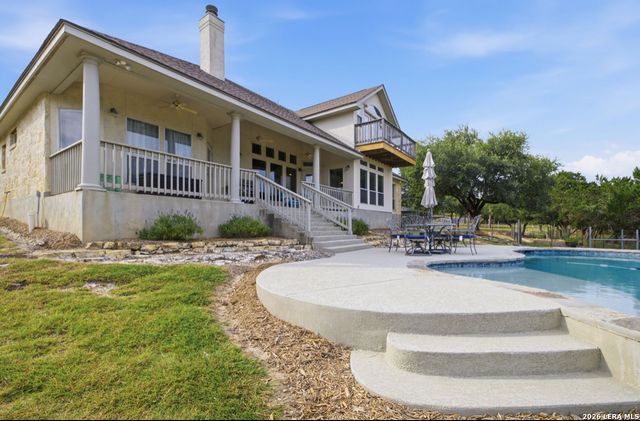 301 Mountain Spring, Boerne, TX 78006
