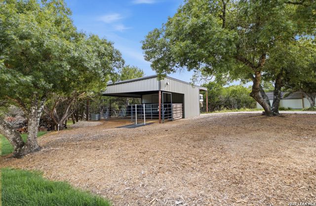 301 Mountain Spring, Boerne, TX 78006