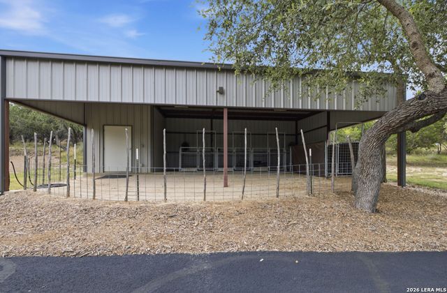 301 Mountain Spring, Boerne, TX 78006