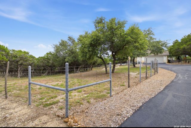 301 Mountain Spring, Boerne, TX 78006