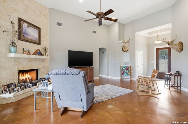 301 Mountain Spring, Boerne, TX 78006