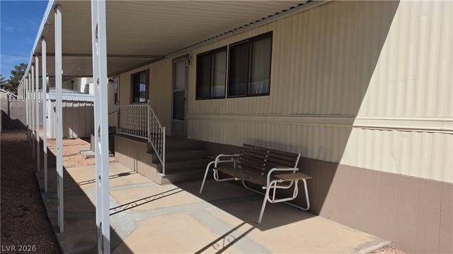 4633 East Royal Ridge Boulevard, Las Vegas, NV 89103