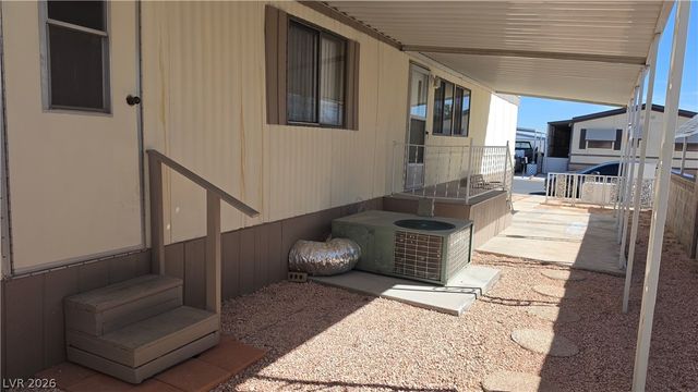 4633 East Royal Ridge Boulevard, Las Vegas, NV 89103