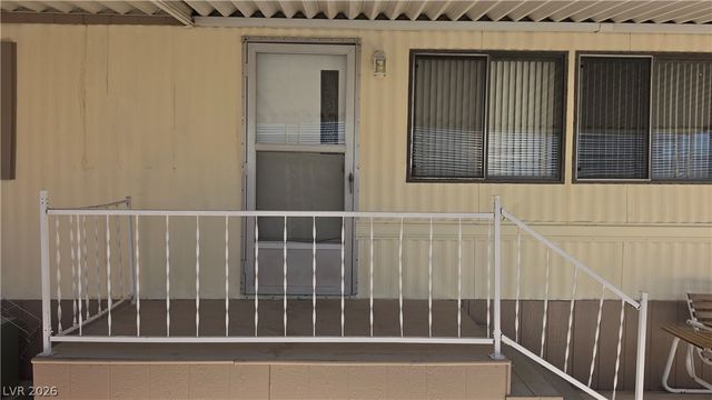 4633 East Royal Ridge Boulevard, Las Vegas, NV 89103