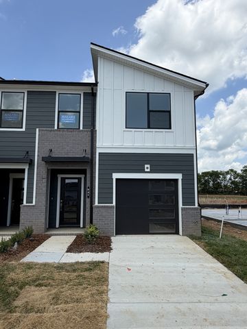 1136 Old Creek Bend, Gallatin, TN 37066