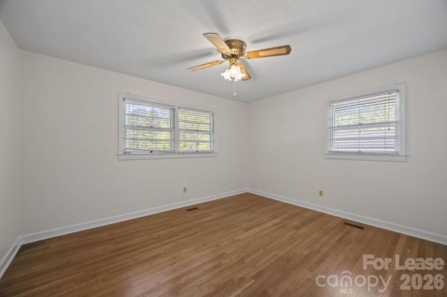 1502 Cloverdale Lane, Gastonia, NC 28052