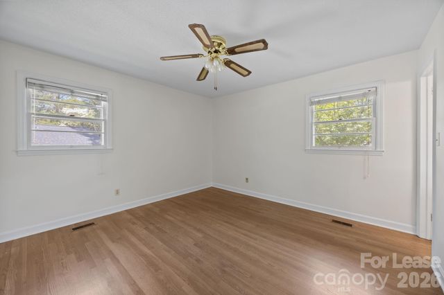 1502 Cloverdale Lane, Gastonia, NC 28052