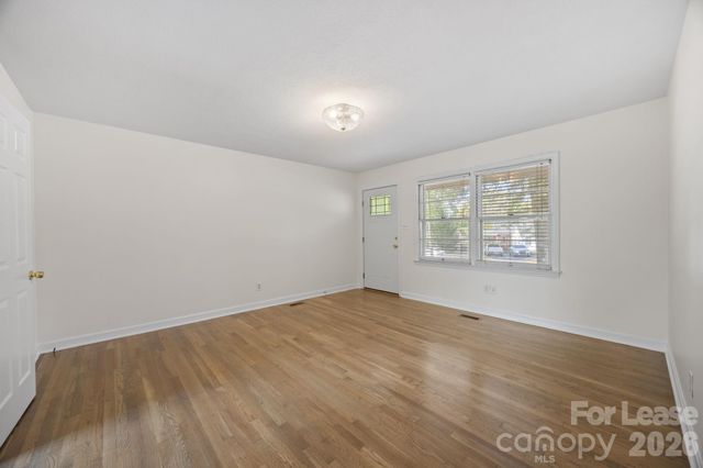 1502 Cloverdale Lane, Gastonia, NC 28052