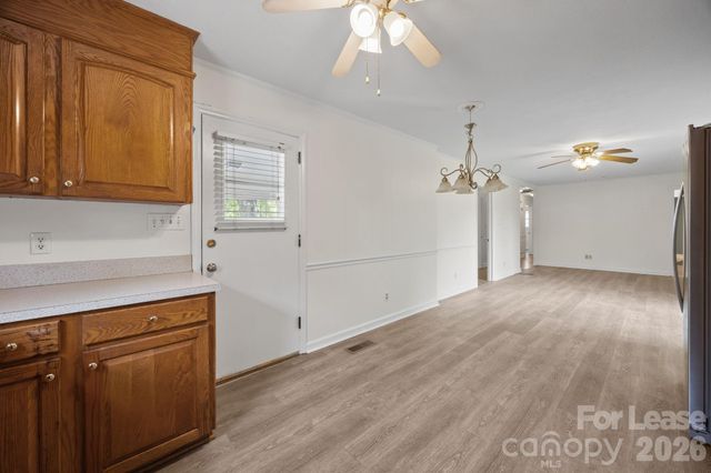1502 Cloverdale Lane, Gastonia, NC 28052