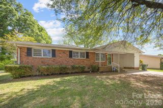 1502 Cloverdale Lane, Gastonia, NC 28052