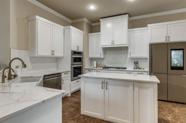 730 Rosewood Drive, Murphy, TX 75094