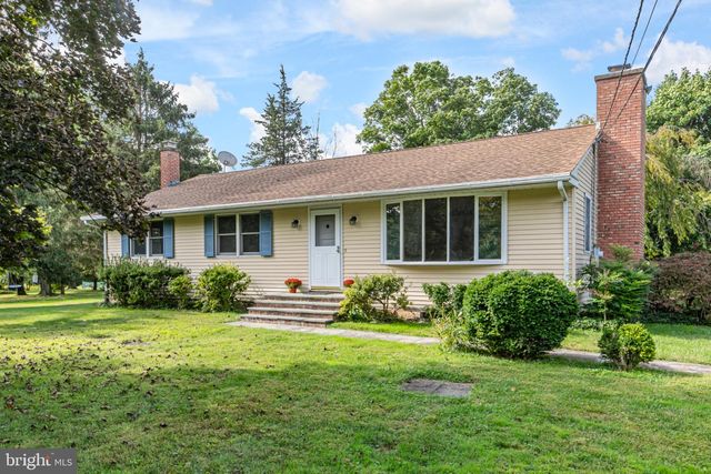 198 HOLLOW RD, Skillman, NJ 08558
