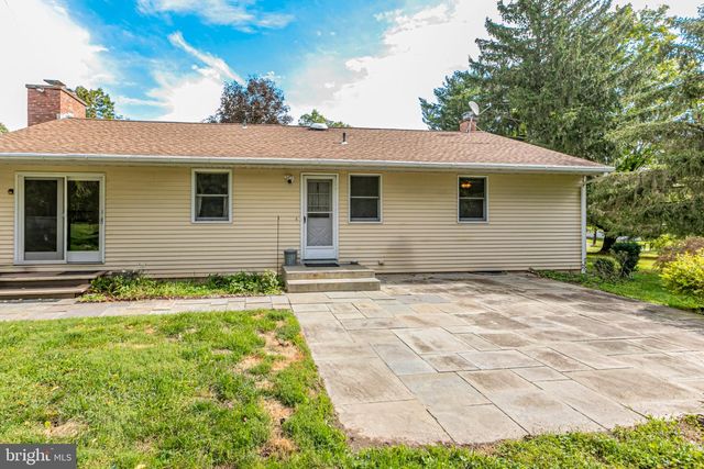 198 HOLLOW RD, Skillman, NJ 08558