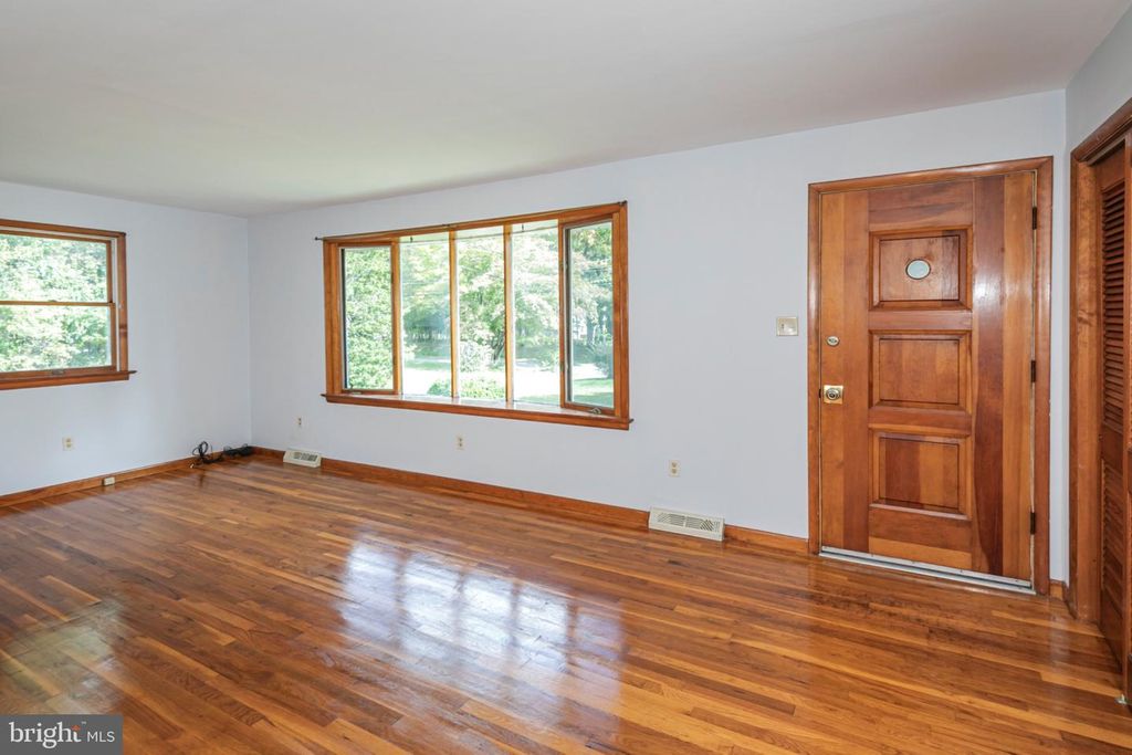 198 HOLLOW RD, Skillman, NJ 08558 — photo 3