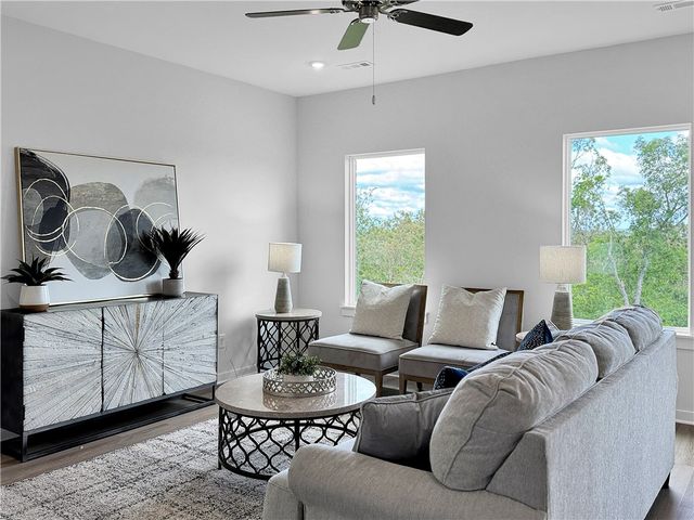 524 W Gosling Isle, Farmington, AR 72730