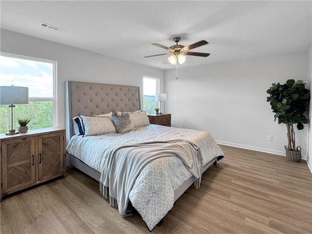 524 W Gosling Isle, Farmington, AR 72730