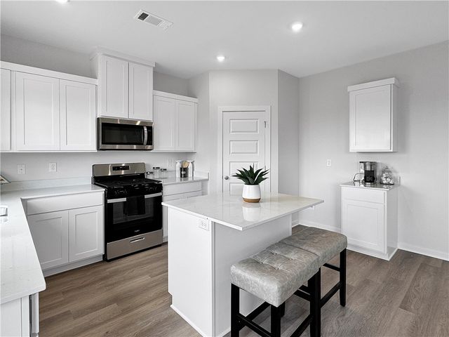 524 W Gosling Isle, Farmington, AR 72730