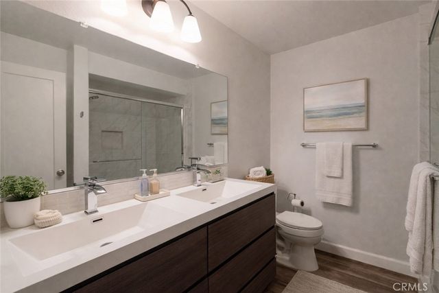 564 N Bellflower 109, Long Beach, CA 90814