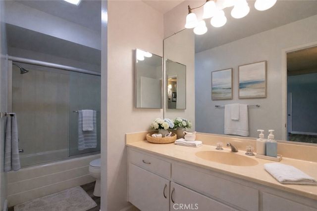 564 N Bellflower 109, Long Beach, CA 90814