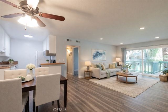 564 N Bellflower 109, Long Beach, CA 90814