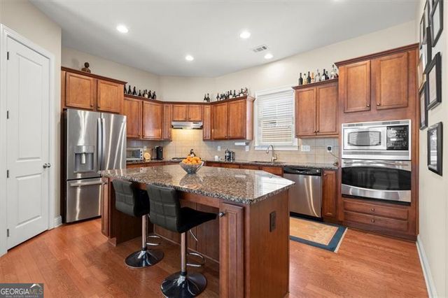 1917 Baxley Pine Trace, Suwanee, GA 30024