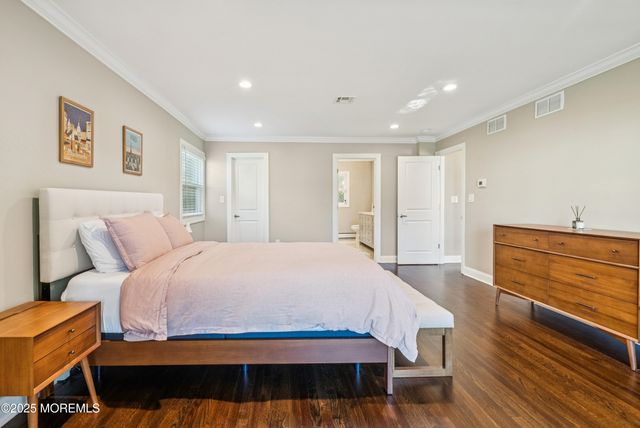 11 Jennifer Drive, Holmdel, NJ 07733